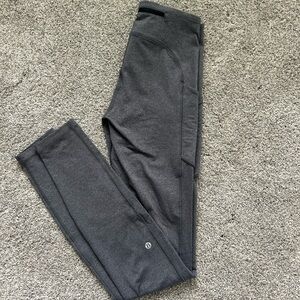 Lululemon grey leggings with pockets